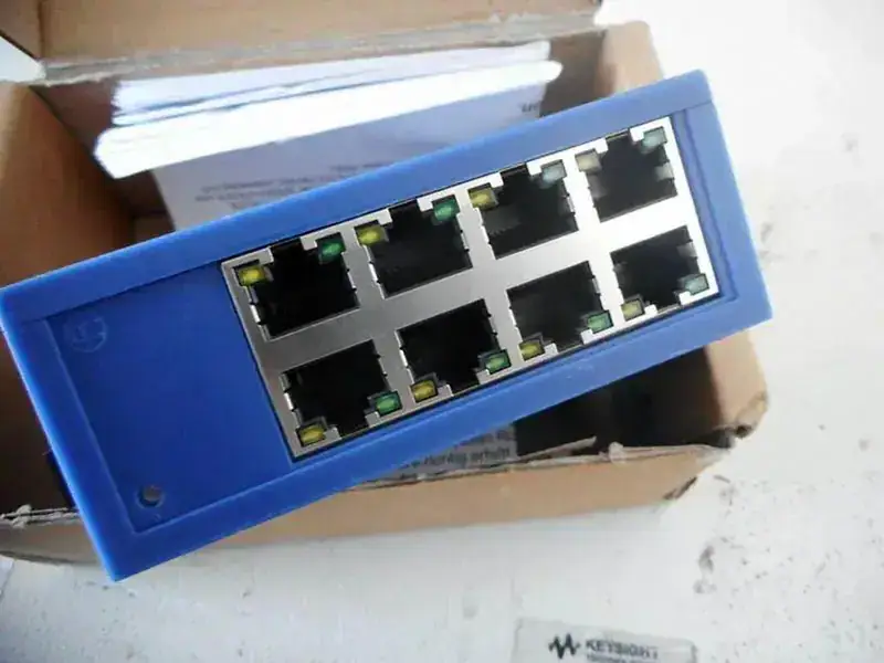 HIRSCHMANN 943-376-001 Commutateur Ethernet sur rail