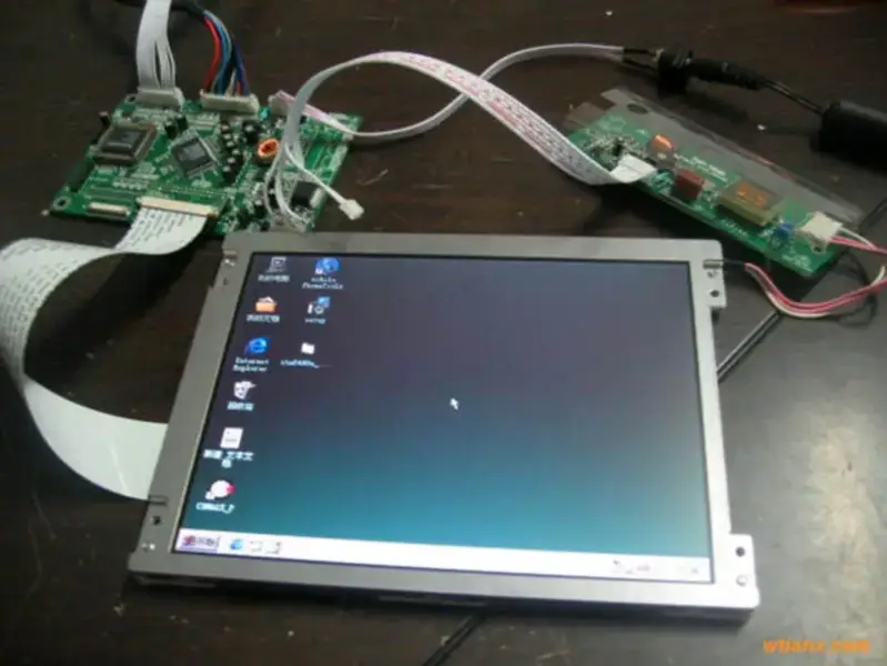 Carte LCD LM10V369