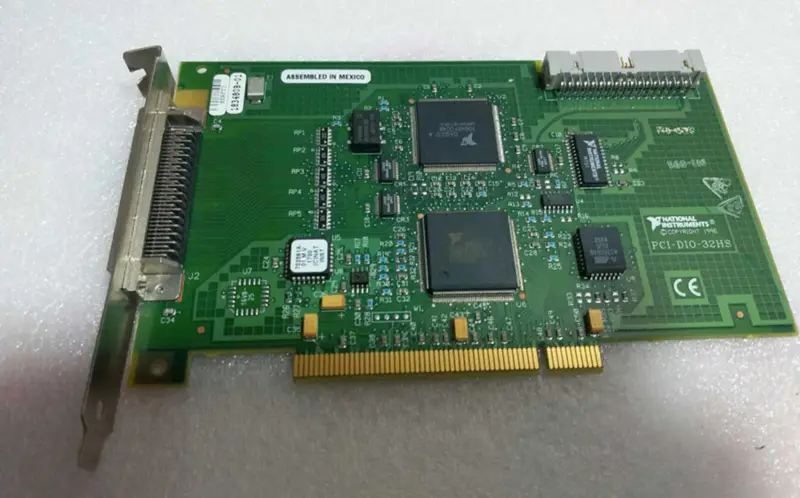 NI PCI-DIO-32HS 183480B-01 carte mère industrielle