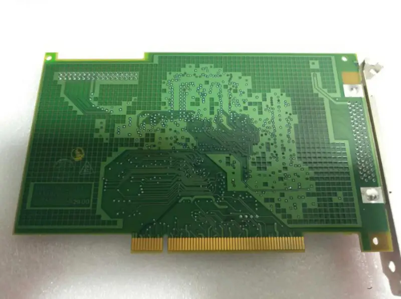 NI PCI-DIO-32HS 183480B-01 carte mère industrielle