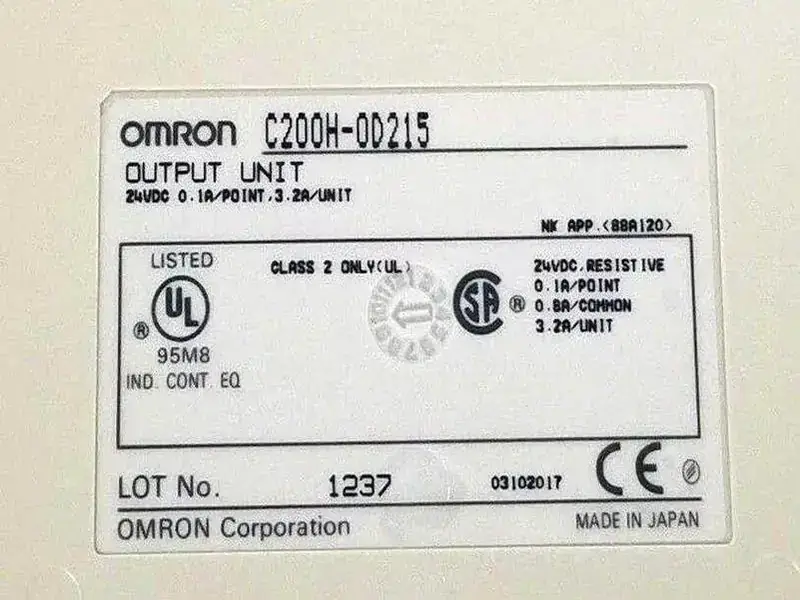 Module PLC Omron C200H-OD215