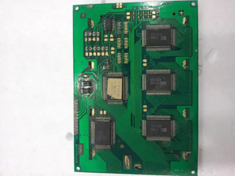 UG24D01 00945 LCD board