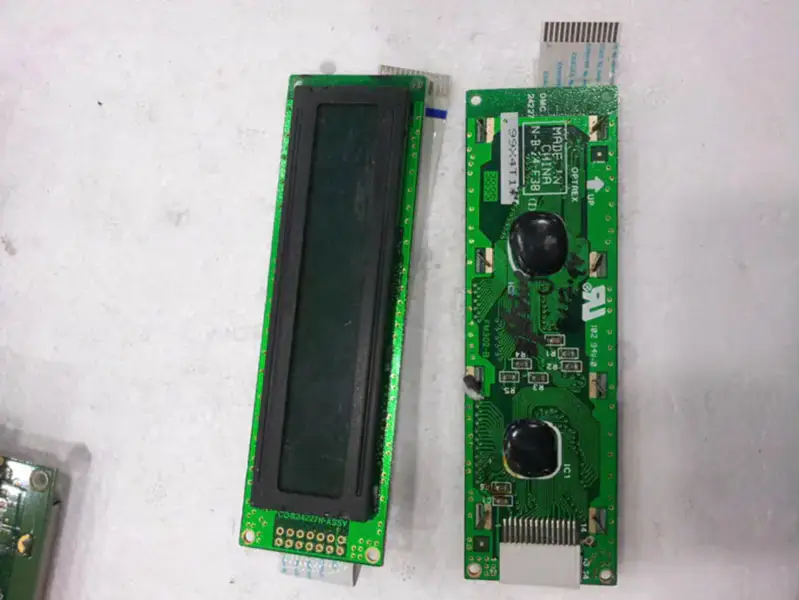 Carte LCD OPTREX DMC24227 COB24227H-ASSY FM302-B 99X4T1*102 94V-0