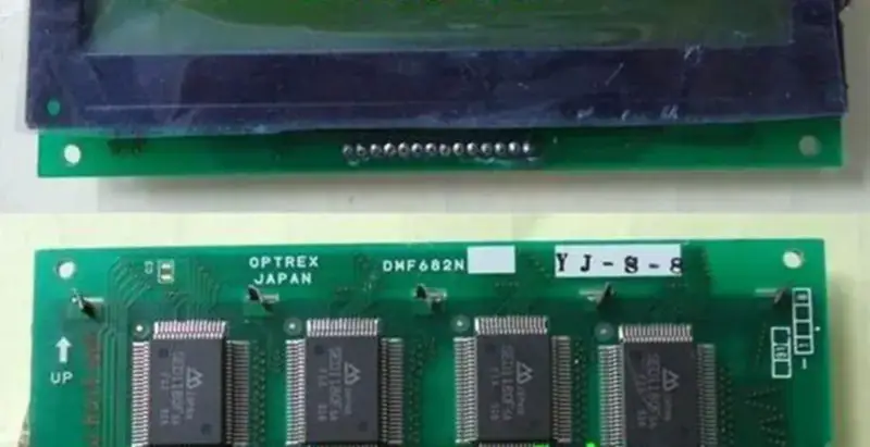 Carte LCD DMF682N