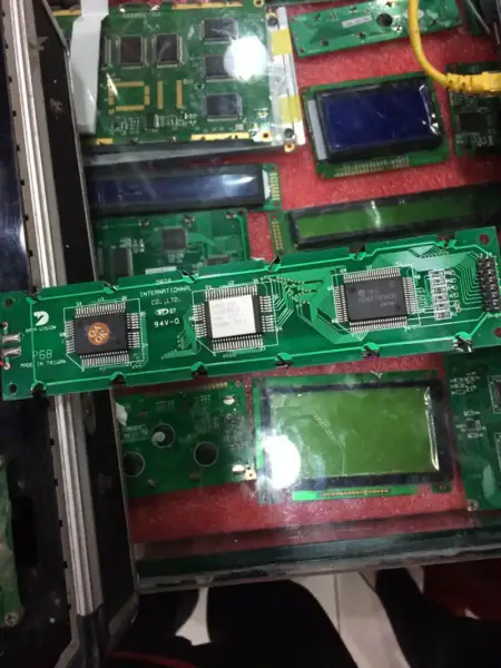 p68 co ltd 94v-0 20210 szfbly LCD board