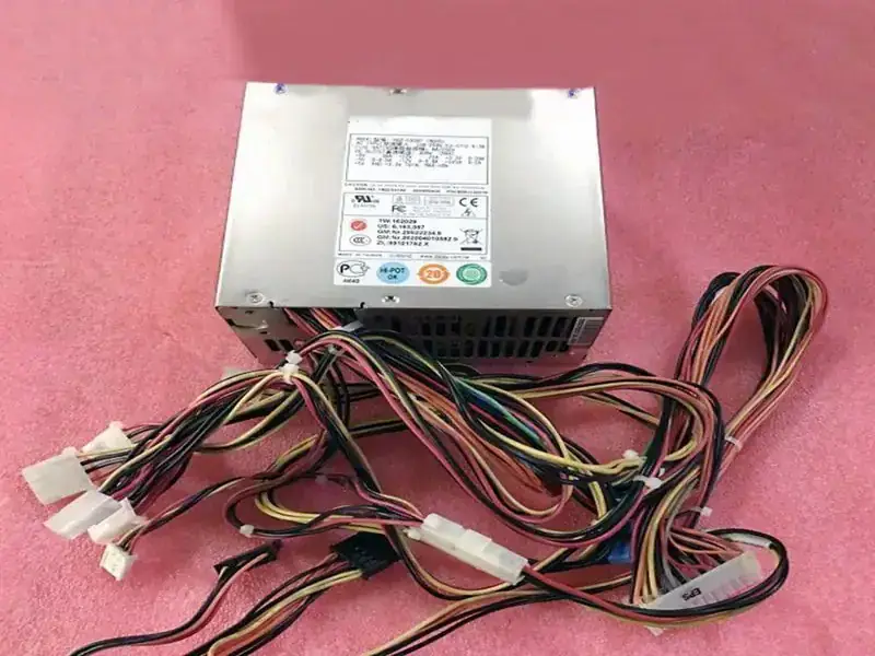 Zippy HG2-6300P Power Supply