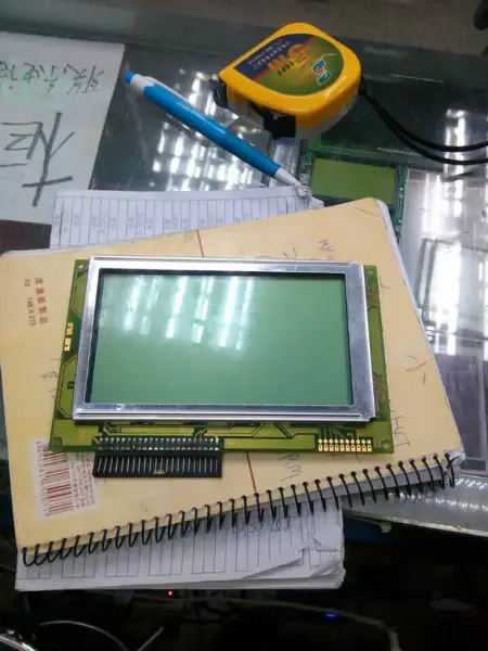 Carte LCD Y24121 IEODIS IC6180800