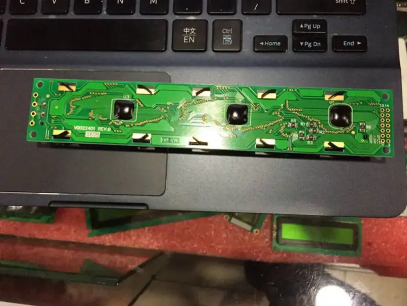 V0022401 REV.B OP CV0 0809 LCD board