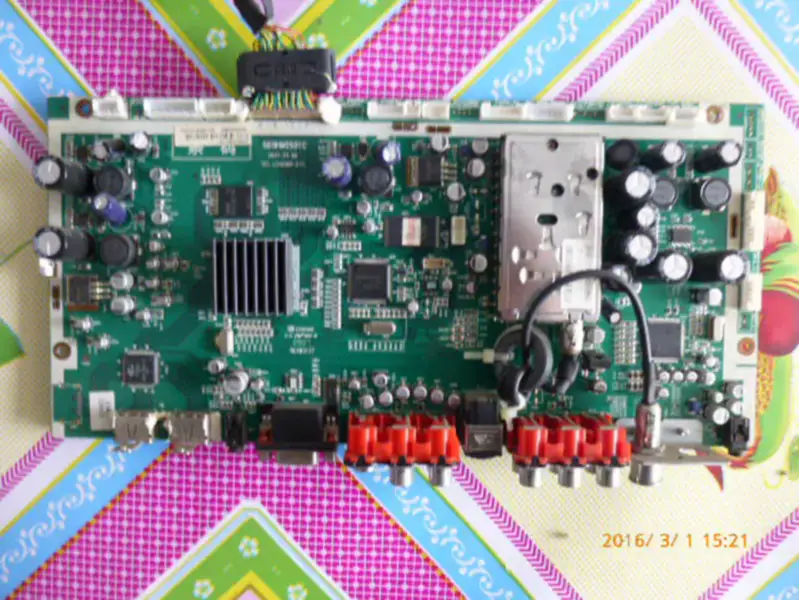 XOCECO LC-42HW35 Board 569HW0501C lcd V420H1-L11 LCD board