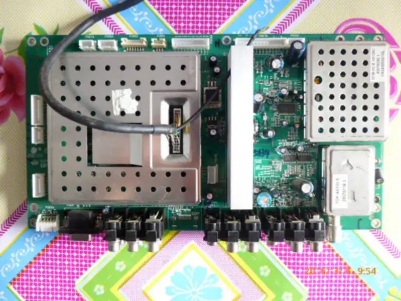 Toshiba LC37WL67C Board LCD250G VX2A00032100 lcd T370XW01 LCD board