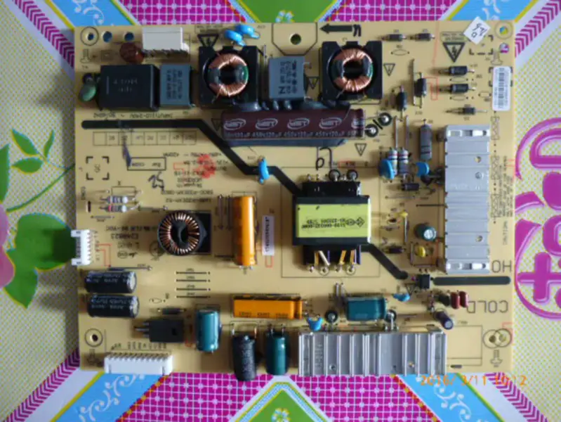 Carte d'alimentation Skyworth 32E350E 32E301C 5800-P32EXM-0800 168P-P32EXM-52