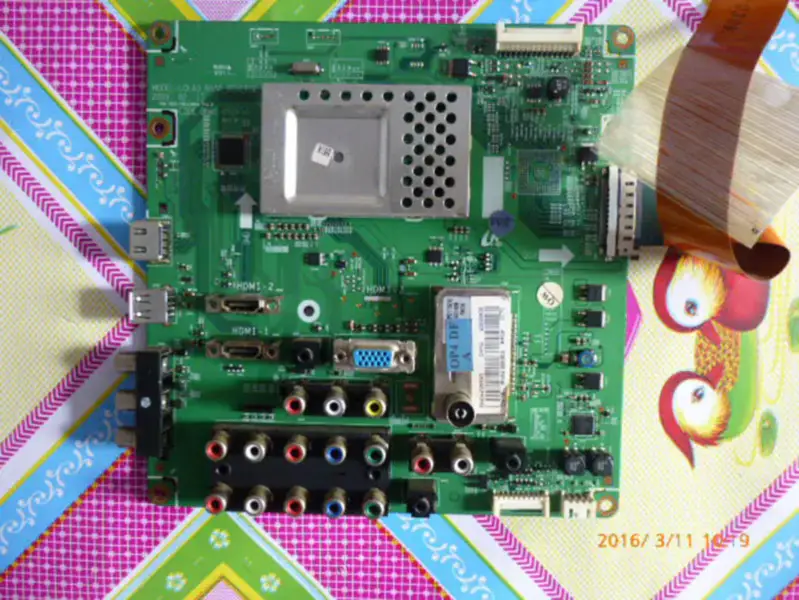 Samsung LA40B530P7R Carte BN41-01163A BN94-02930F LCD V400H1-L05