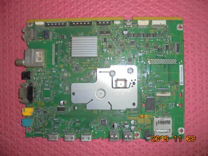 Carte Panasonic TH-P55ST50C TNPH0989 LCD MC140FJ1531