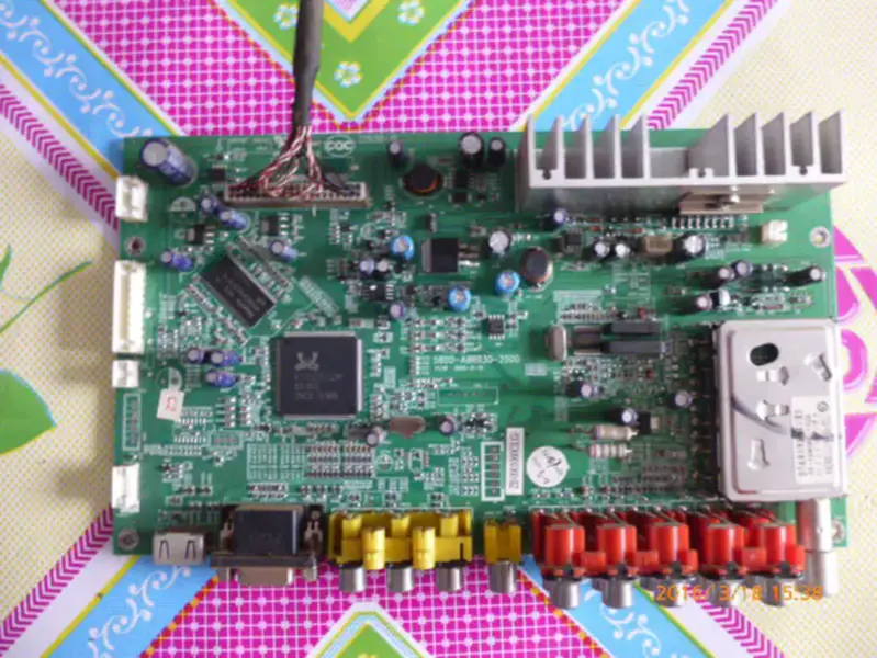 Skyworth 26S16SW Board 5800-A8R030-2000 lcd LC260WXE