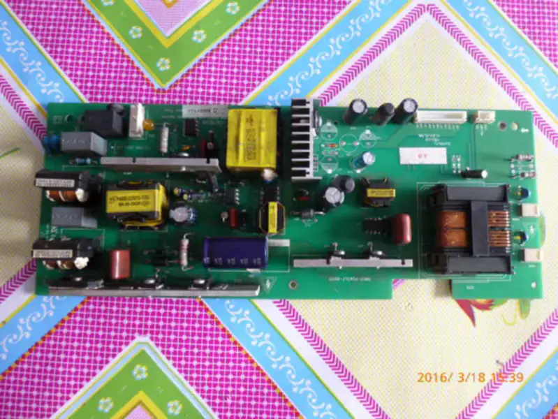 Carte d'alimentation Skyworth 26S12HR 26S16SW 5800-P26TLF-0000 0010 0100