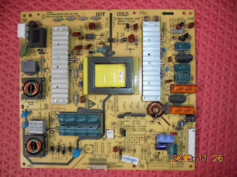 Carte d'alimentation Skyworth 32E15HR 32E55HM 5800-P32EXM-0200