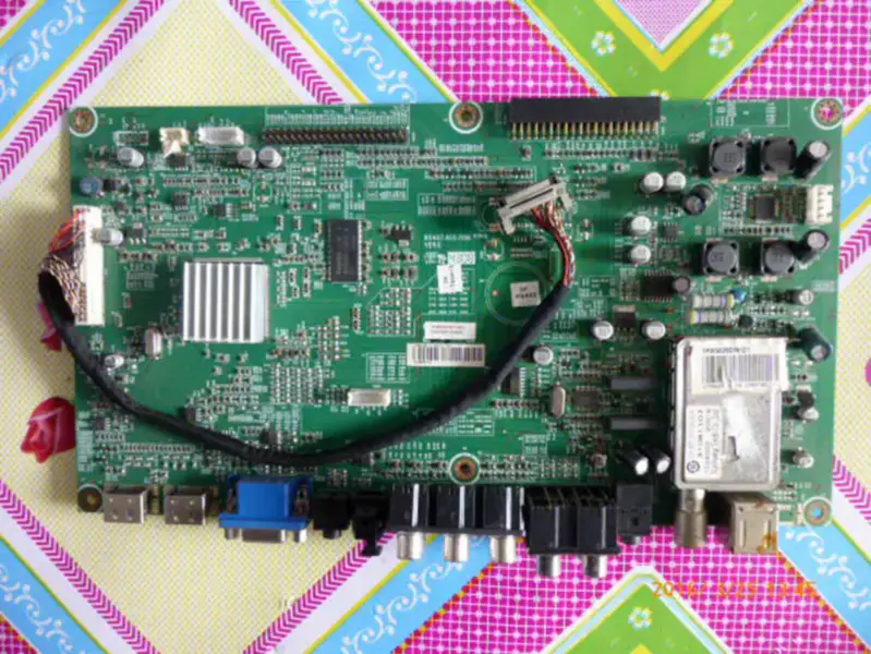 Hisense TPW5029D Board RSAG7.820.1108 with Panasonic lcd MD-50H11CJA LCD board