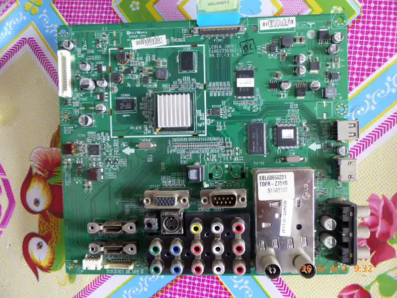 Carte LCD LG 42LH40FD-CE 42LF30FD-CA EAX60736302(0) LCD LC420WUE