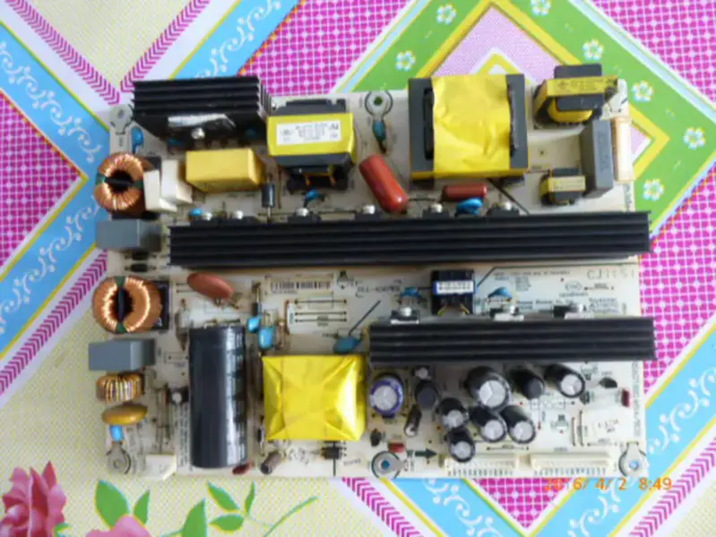 Hisense TLM42E01 TLM42V66A TLM42V66CZ RSAG7.820.4614