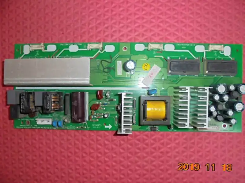 Carte d'alimentation Skyworth 26L08HR 26L16SW 5800-P26TQM-0010/0110