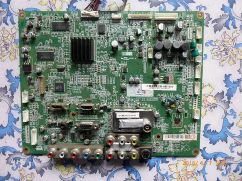 Carte changhong ITV58928F JUC7.820.00025767 avec S58FH-YB03 lcd YD01