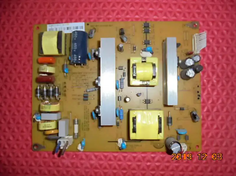 Carte d'alimentation PANDA LE42C32 R-HS100D-1MF12 XR7.820.276V1.0