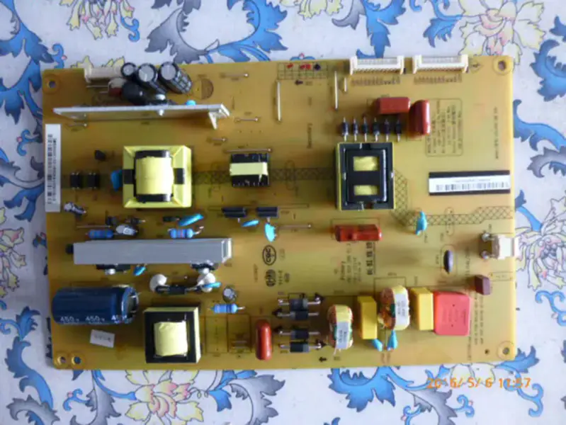 changhong LED50C2000I Power Supply Board HSL35D-1MD 528 XR7.820.299V1.2
