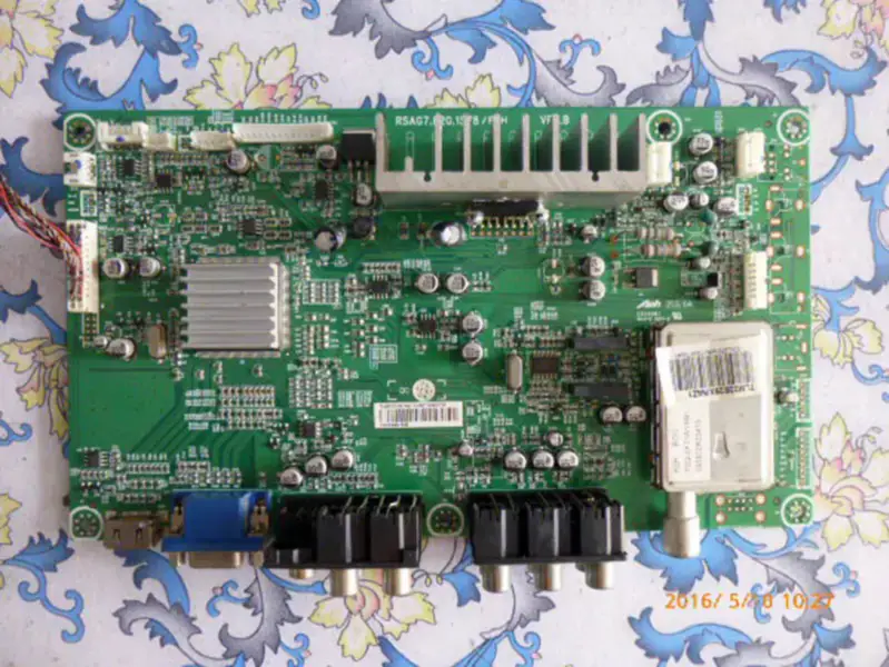 Hisense TLM32E29X(14)122857 Board RSAG7.820.1578 with HS32LN1-1PS