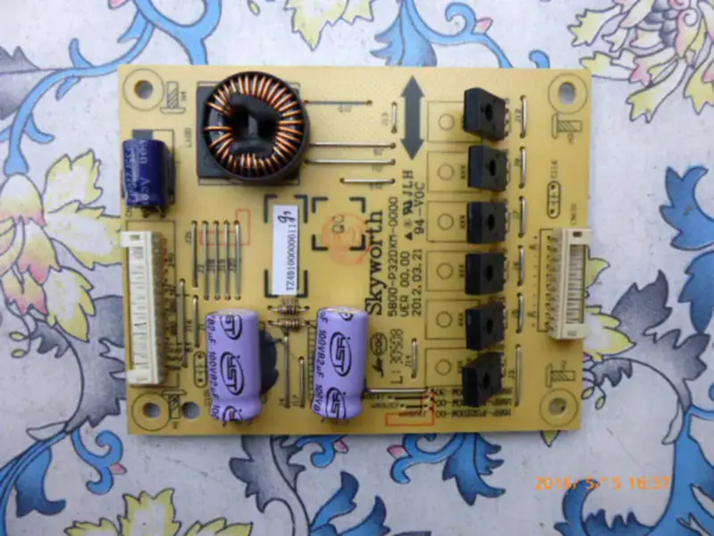 Carte pilote Skyworth 42E321W 5800-P32DXM-0000 5800-P320XM-0000