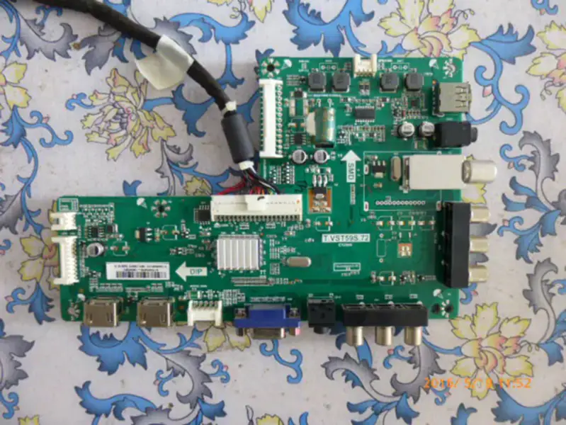 Carte Philips 39PFL1530/T3 T.VST59S.72 avec écran LCD TPT390J1-HJ1L02
