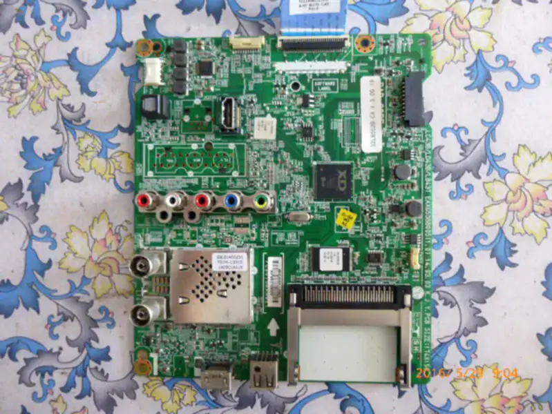 LG 32LB552B-CA Board EAX65388005(1.0) with LG lcd LC320DXE LCD board