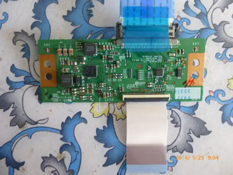 Carte logique Hisense LED32K188 LED32EC330J3D 6870C-0442B