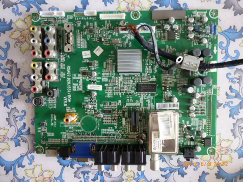 Hisense TLM40V68P Board RSAG7.820.1531 with CHIMEI lcd V400H1-L01