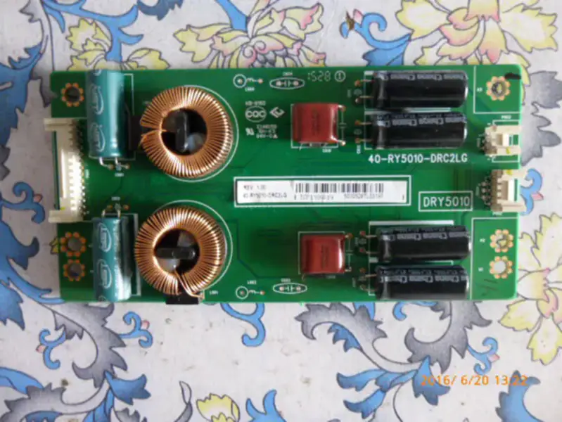 TCL L55F1600E D55A710 55F3700A carte de rétro-éclairage de carte onduleur 40-RY5010-DRC2 LG