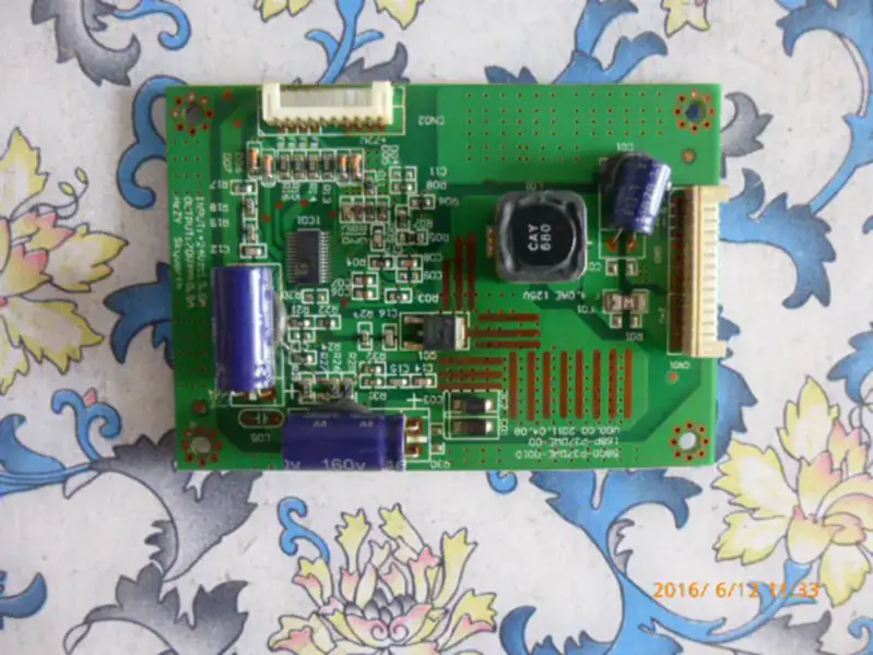 Skyworth 32E61HR 37E61HR INVERTER Board 5800-P32DWE-0010168P-P32DWE-00