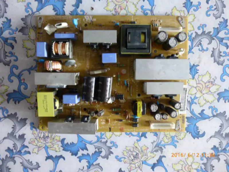 Carte d'alimentation LG 32LD310 LG P32-10P1 EAX62106801/3