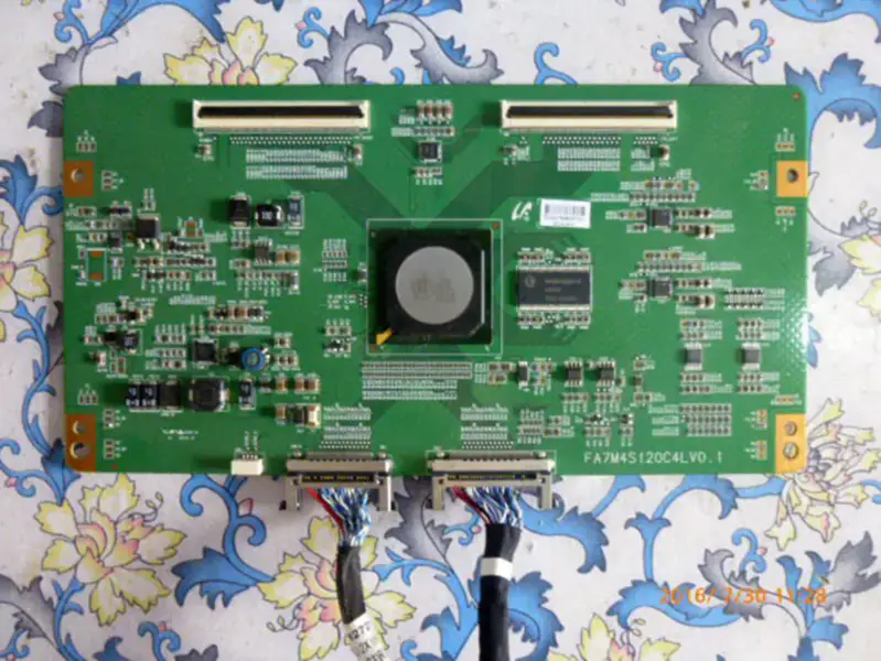 Carte mère KONKA LC46TS88EN FA7M4S120C4LV0.1 avec écran lcd LTA460HF07