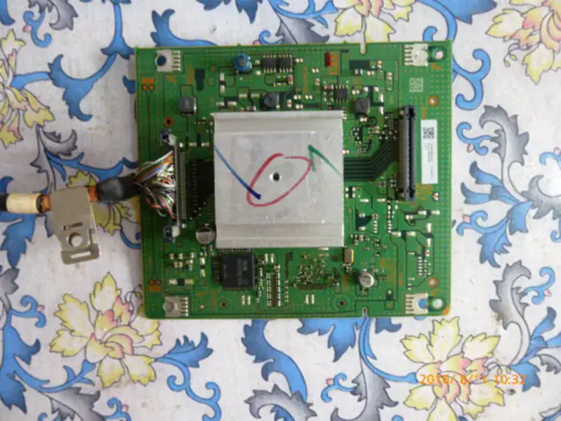 Carte Sony KLV-32D300A 1-872-989-11 LCD LTZ320WH-LH2