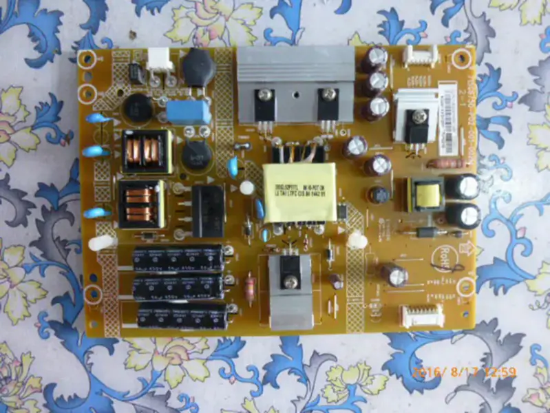 Carte d'alimentation Skyworth 42E200E 715G6750-P02-001-002M