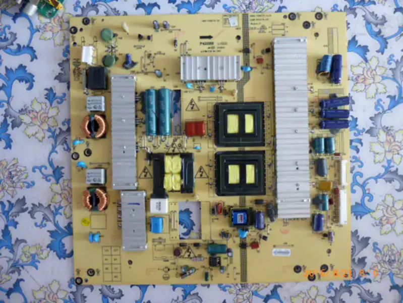 Carte d'alimentation Skyworth 47E61HR 168P-P55TTK-15 5800-P55ETK-0150