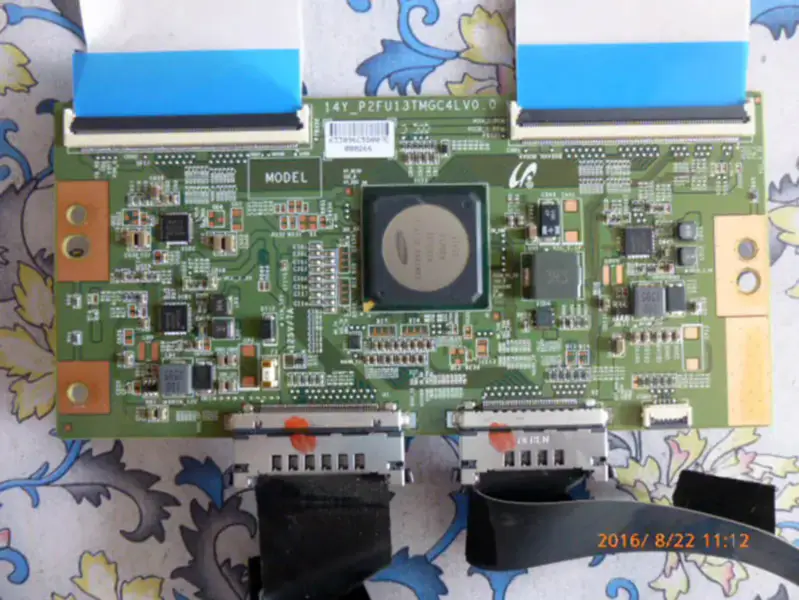 Carte mère Haier LU55K5000 14Y-P2FU13TMGC4LV0.0 avec écran LCD