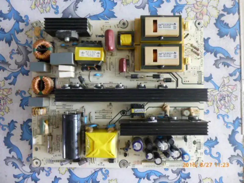 Carte d'alimentation Hisense TLM42V66C/TLM42E01 RSAG7.820.2169/ROH