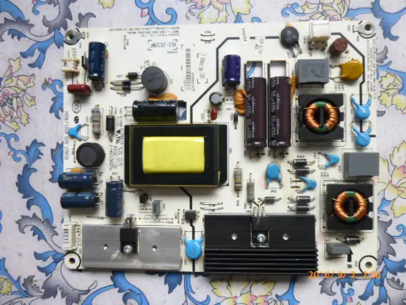 Hisense LED26K01 Power Supply Board RSAG7.820.4561/ROH HLE-2632WF