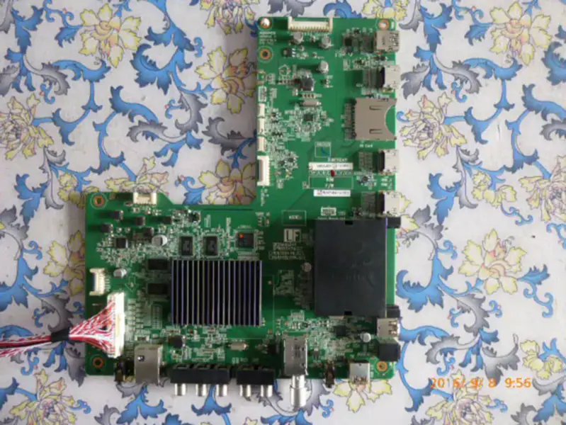 Carte LCD-50S1A pointue RUNTKB411WJN12 DUNTKG411 lcd V500HK1-LS6 carte LCD