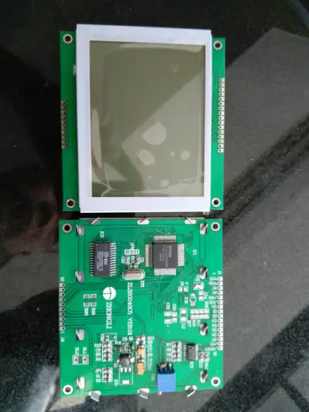 ZL320240C5 VER:01 LCD board