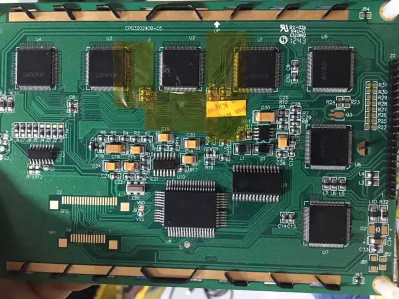 Carte LCD CPG320240B-05