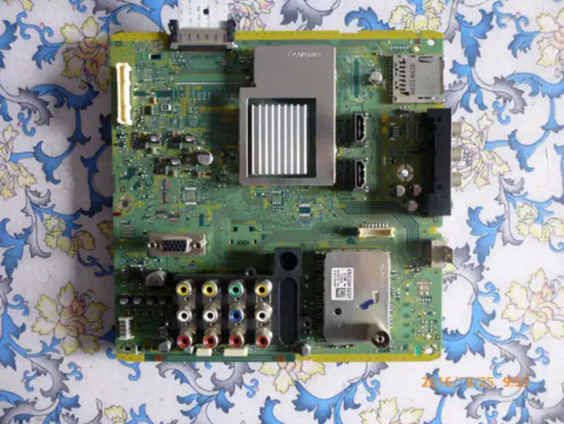 Panasonic TH-L42U20C Board TNP4G467 2 A with LG lcd LC420WUN LCD board