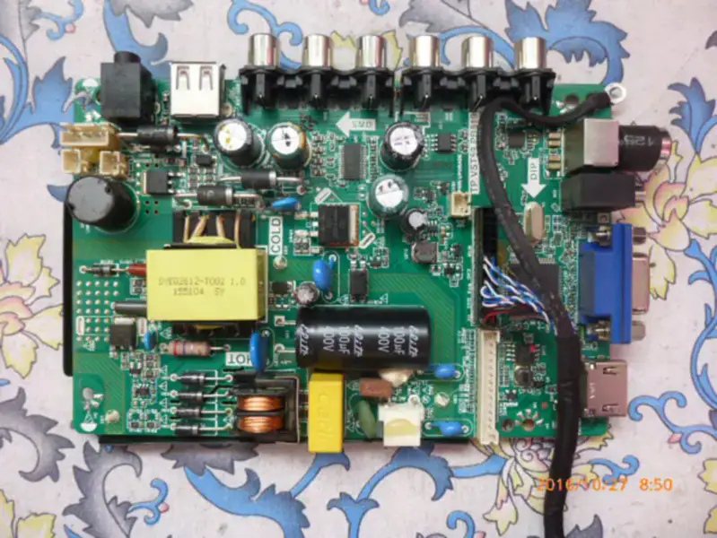 Carte 7320 HD32-T1 TP.VST59.PB819 avec écran LCD V315B5-P01