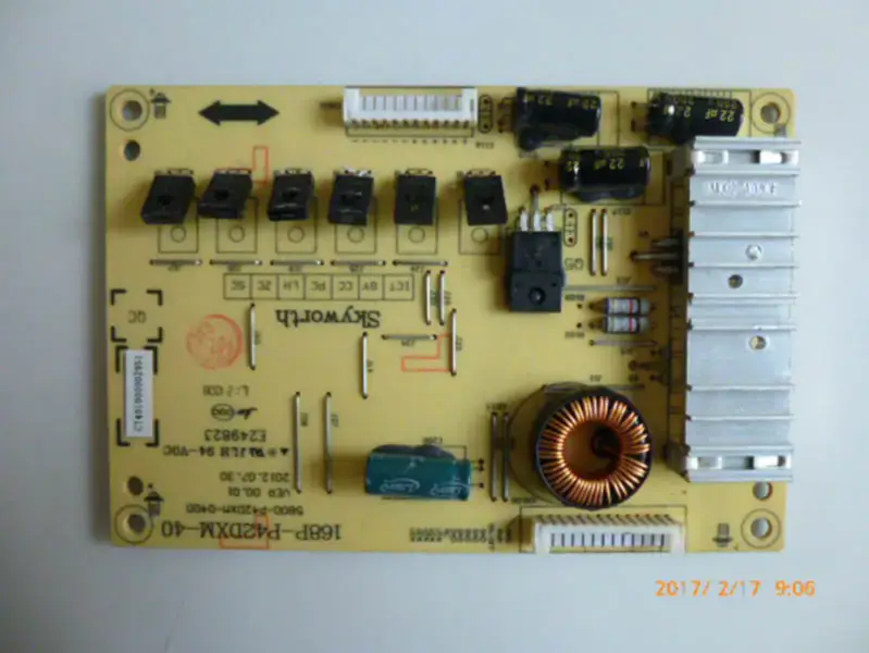 Carte d'inverseur de carte d'inverseur de Skyworth 42E320W 5800-P42DXM-0400 168P-P42DXM-40