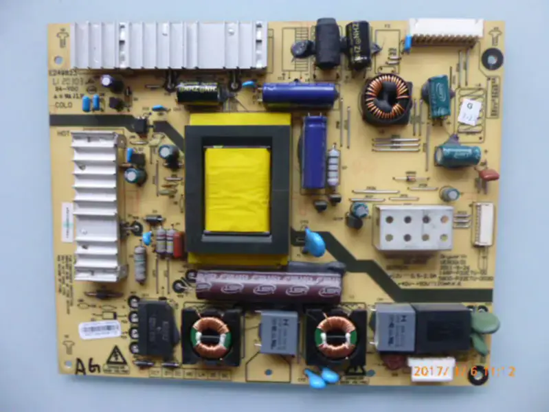 Carte d'alimentation Skyworth 32E20RN 168P-P32ETU-00 5800-P32ETU-0020